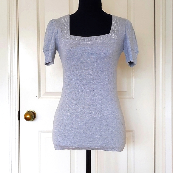 NWT. Express Sexy Basic Tee with crystals and sparkling decorations. - Picture 4 of 5